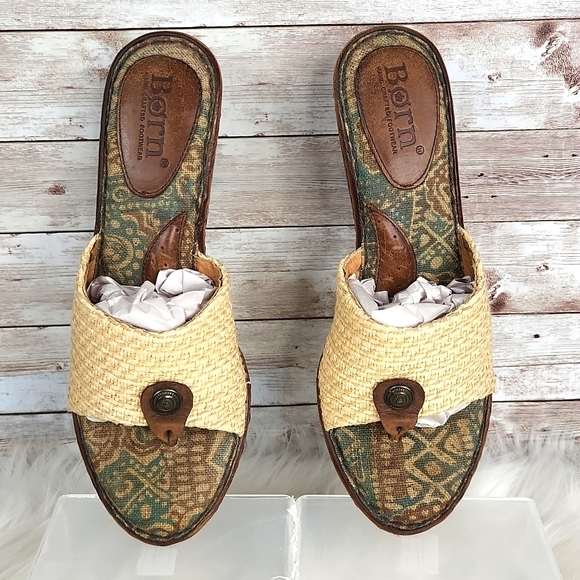 Born Shoes - Born, Beige leather straw W62238 wedge platform Thong Sandal Shoes Sz 8/39